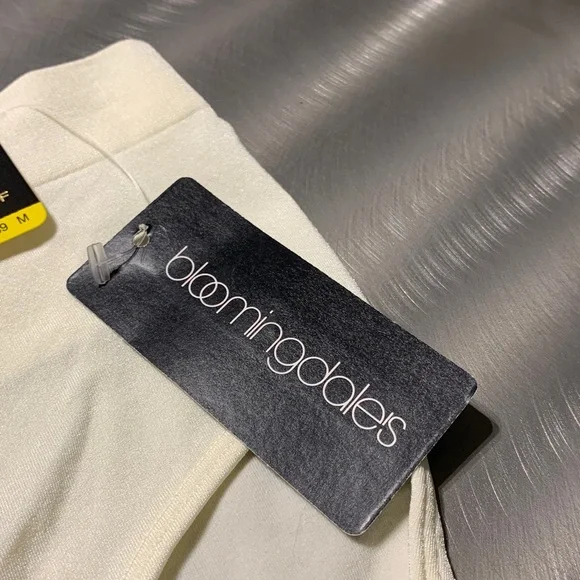 Wacoal B-Smooth Ivory Full Brief Size M NWT - Picture 7 of 8